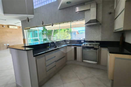 Casa à Venda no Condomínio Villaggio Capriccio – Louveira/SP | Piscina Aquecida e Área de Lazer Completa