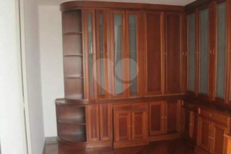 Cobertura com 130m², 3 quartos, sendo 2 suítes, 2 garagens, à venda no Jardim Marajoara