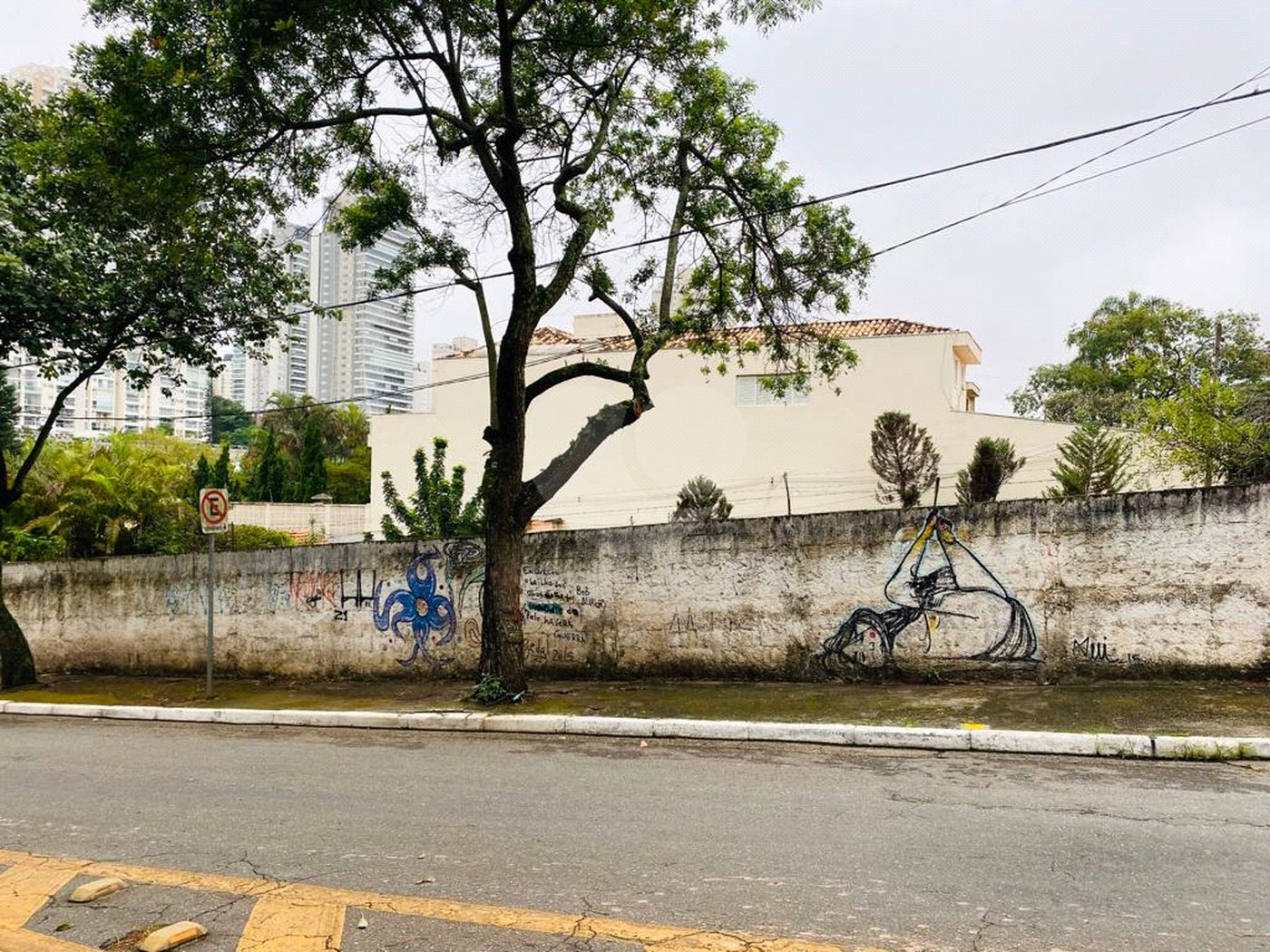 Terreno em Campo Belo