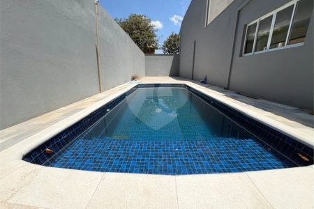 CASA COM PISCINA VENDA JARDIM MUNIQUE