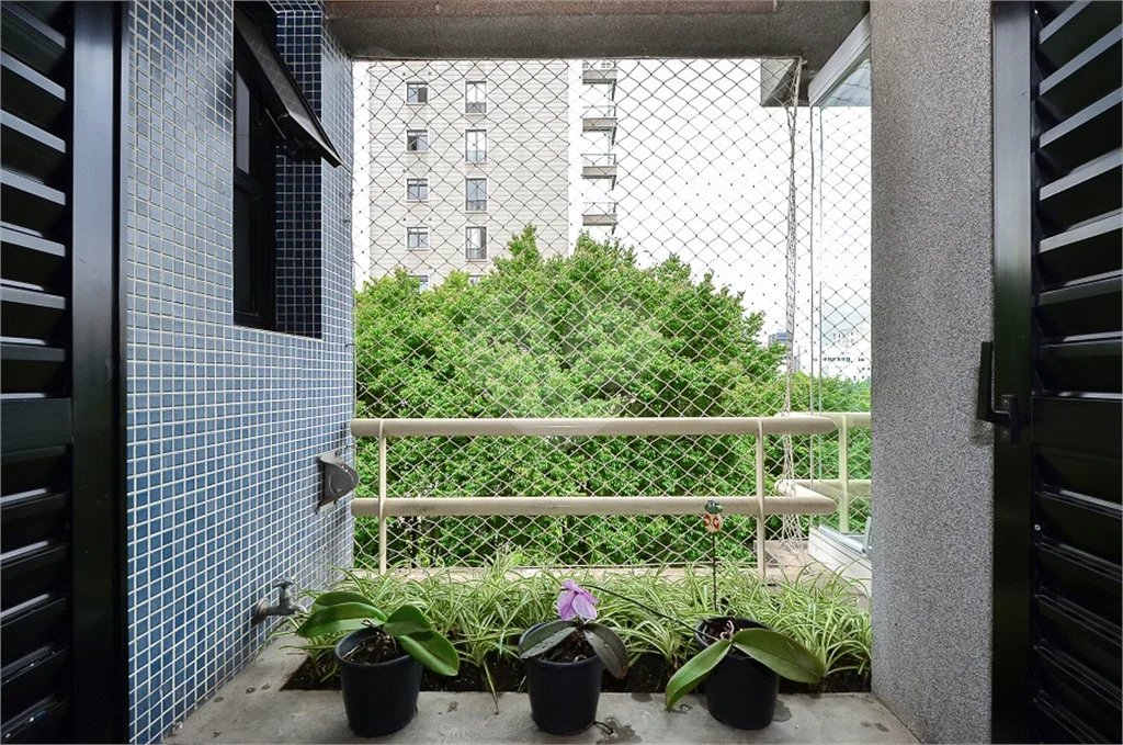 Imóvel de 226m² exclusivo com sala ampla 4 quartos, 2 suítes, 4 vagas Higienópolis