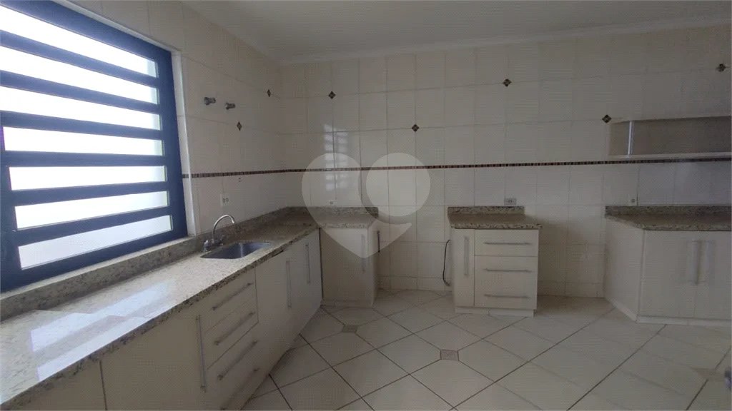 Apartamento Edifício Romano