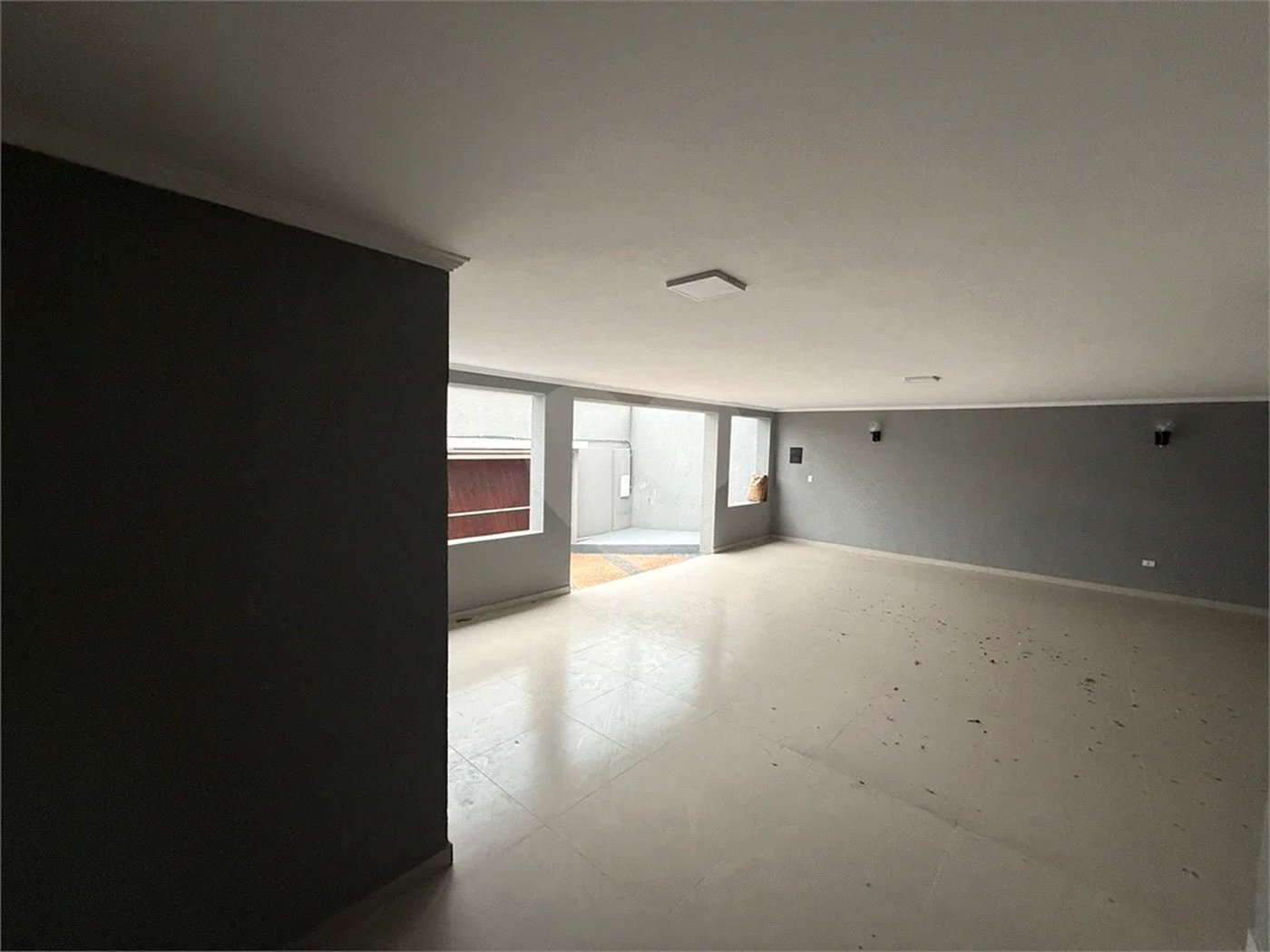 Casa à venda no Bairro Nova Piracicaba Casa à venda 3 dormitórios, 304m2 - Bairro Nova Piracicaba - Piracicaba, SP Casa à venda 3 dormitórios, 304m2 - Bairro Nova Piracicaba - Piracicaba, SP