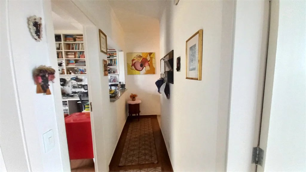 Sobrado à venda com 3 quartos, sendo 1 suíte, em Vila Gomes, São Paulo, SP