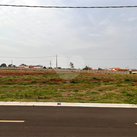 Terreno no Condomínio Monte das Araucárias