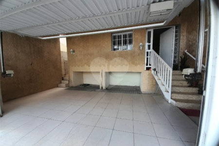 Casa a venda na Vila Brasilino Machado, 3 dormitórios, suite, 2 vagas, churrasqueira e vista panorâmica