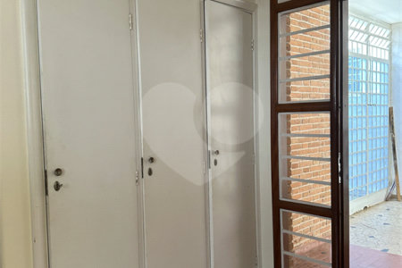 Casa térrea no Centro para venda ou locação