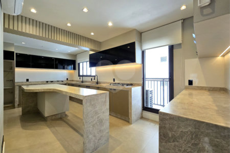 Apartamento 312 m² 4 Suítes 4 vagas 1 Por Andar em Higienópolis