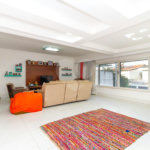 Casa Sobrado à venda com 342 m², 3 dormitórios, sendo 2 suítes, 4 vagas na Vila Mariana - São Paulo.