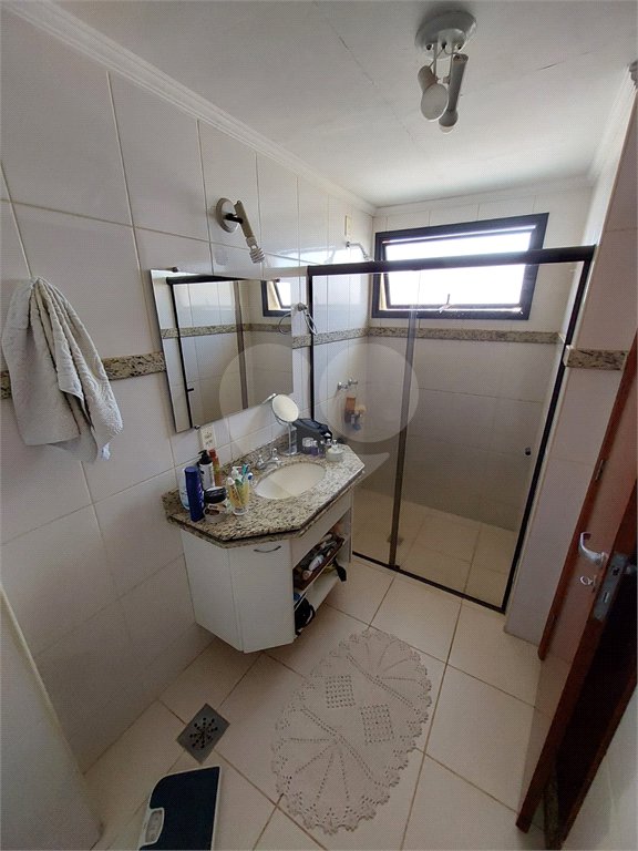 Apartamento com 3 suítes no centro de São Carlos
