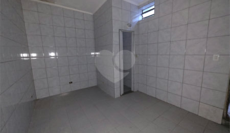 Sobrado à venda com 3 quartos, sendo 1 suíte,  em Vila das Mercês, São Paulo, SP