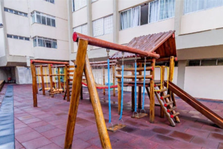 Apartamento na Região do Ipiranga à 8 Minutos do Metrô com 2 Dormitórios .