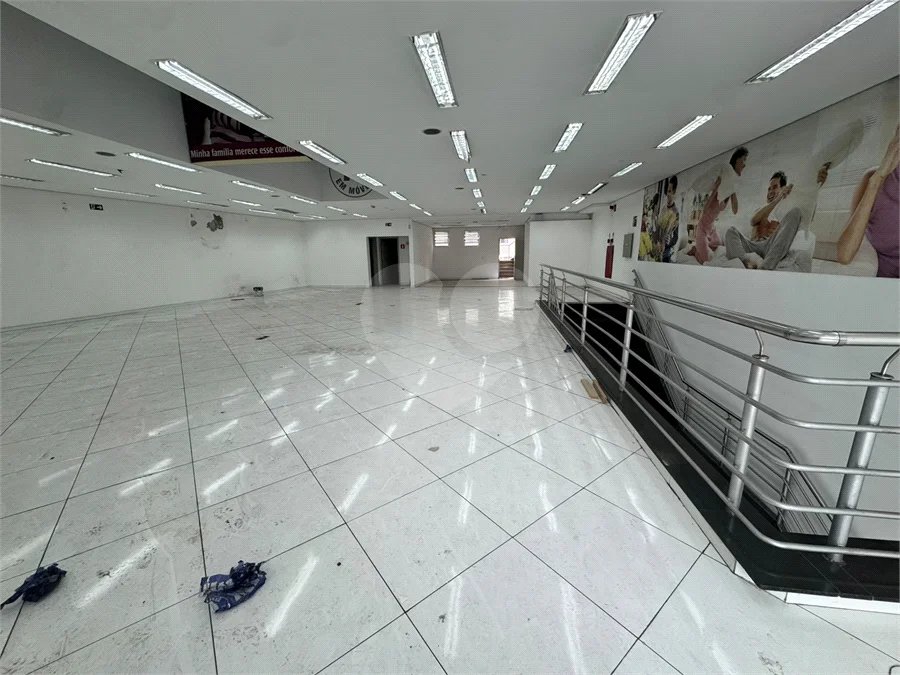 PRÉDIO COMERCIAL DE 944 M² PARA LOCAÇÃO | LOCALIZAÇÃO ESTRATÉGICA, GRANDE VISIBILIDADE E EXCELENTE POTENCIAL COMERCIAL
