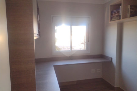 Apartamento á venda no Condomínio Edifício Murano