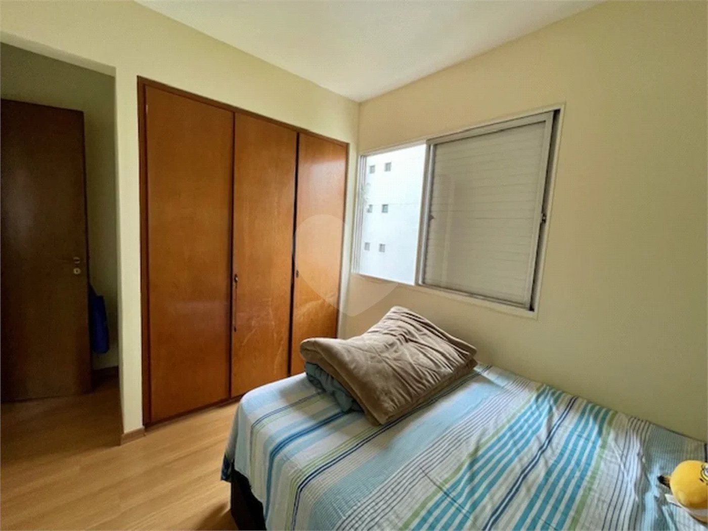 Apartamento com 3 dormitórios e 1 vaga fixa, em região tranquila perto da Av. Washingtonís e de diversos serviços. Ideal para quem quer morar bem e com comodidade.
