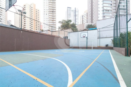 Apartamento 82 m² com varanda 2 dormitórios sendo 1 suítes 1 vaga.