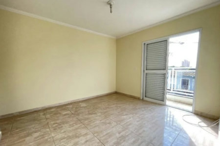 Casa à venda com 3 quartos, sendo 1 suíte, em Jardim Ester, São Paulo - SP
