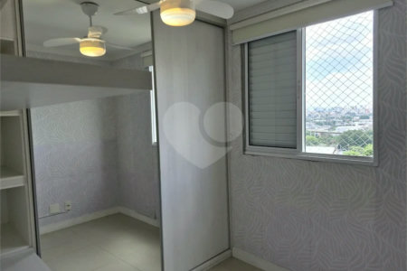 Oportunidade na Vila Leopoldina! Imóvel de 69m2, com 3 dorm., sendo 1 suíte, 2 banheiros, sala, cozinha e 2 vagas. Com ar condicionado em 2 dorm.