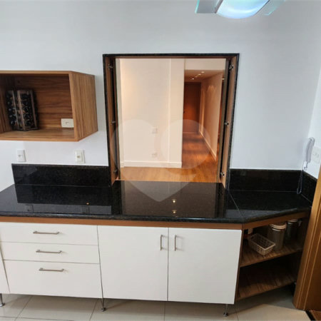 Apartamento no Condomínio Edifício Manaus em Ribeirão Preto para Venda
