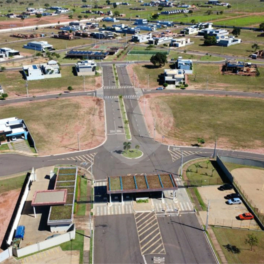 Terreno a venda no Residencial Villa Dumont!