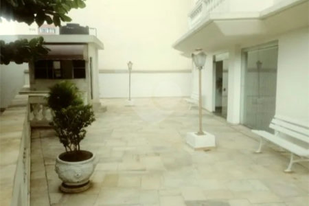 Apartamento á Venda com 43m² - Liberdade