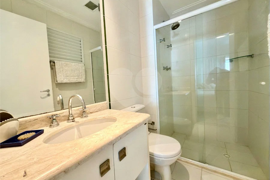 Apartamento à venda com 4 quartos, sendo 2 suítes,  em Riviera de São Lourenço, Bertioga, SP