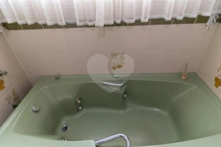 Casa a venda na Região da Saúde