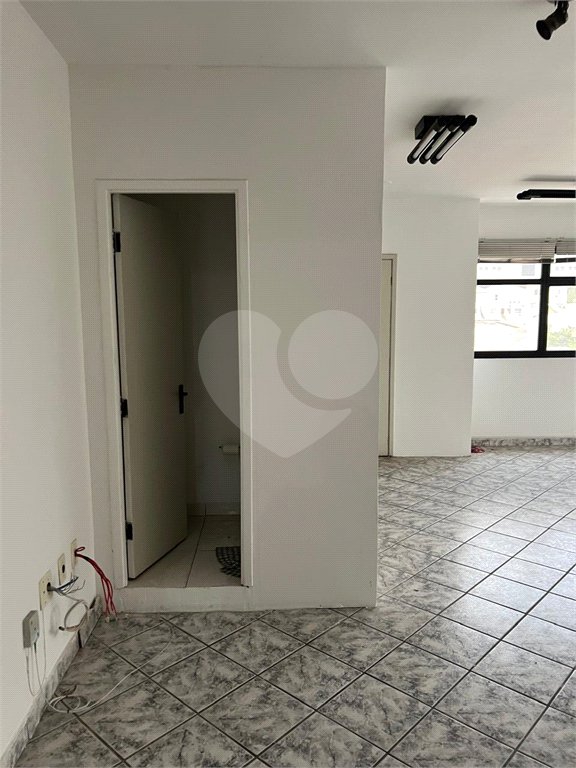 Sala Comercial á venda - Zona Sul