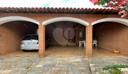 Casa à venda com 3 quartos, sendo 1 suíte,  em Vila Xavier (vila Xavier), Araraquara, SP