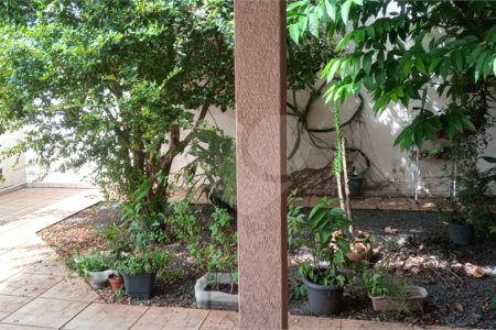 Casa a venda no Parque Fehr.