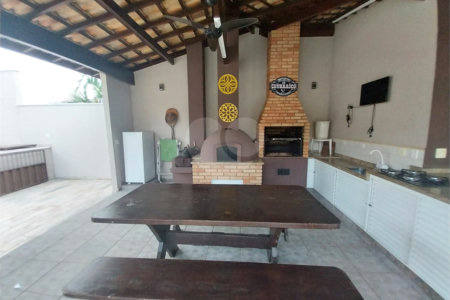 Casa Térrea Disponível para Locação e Venda no Condomínio Vilaggio Capriccio