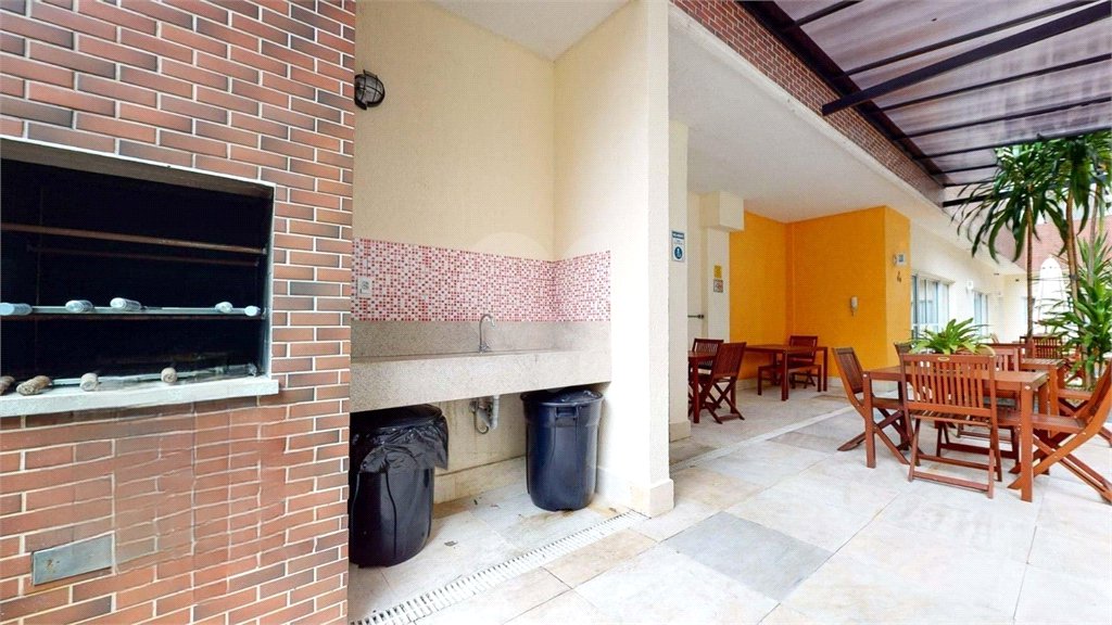 Apartamento à venda Bela Vista, 38m², andar alto, 1 dormitório, 1 vaga, lazer, porteira fechada