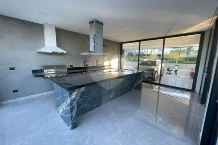 CASA ALTO PADRÃO | 5 SUÍTES | CONDOMÍNIO CLUBE – ATIBAIA