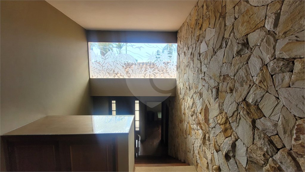 Casa à Venda . Aceita Permuta por Apto. ou Casa ,em Condomínio na Cidade São Paulo ou Bauru.