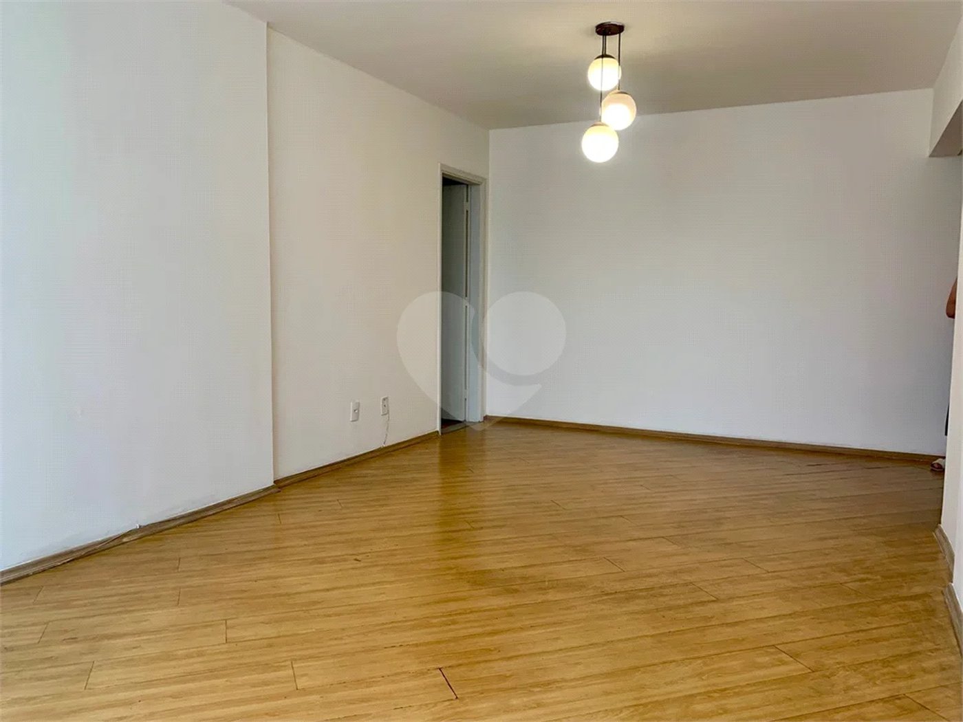 Excelente oportunidade! Paraíso 125m², 3dormitórios sendo 1 suíte, 1 vaga.