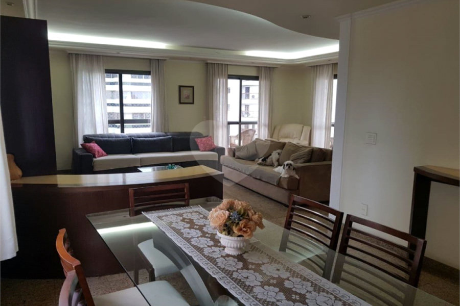 Apartamento 4 dormitórios na Saúde