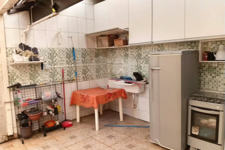 Casa térrea com 2 dormitórios à venda no Reneville, em Mairinque!