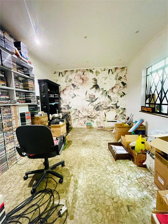 Linda casa com 600 m² e 6 vagas de garagem à venda próximo ao metrô Ana Rosa!!