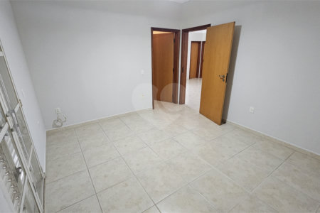 Casa Locação e Venda Condomínio Portal de Itaici 04 Dormitórios 02 suítes