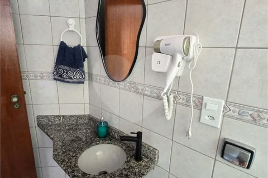Belíssimo apartamento recém reformado na Praia Grande.