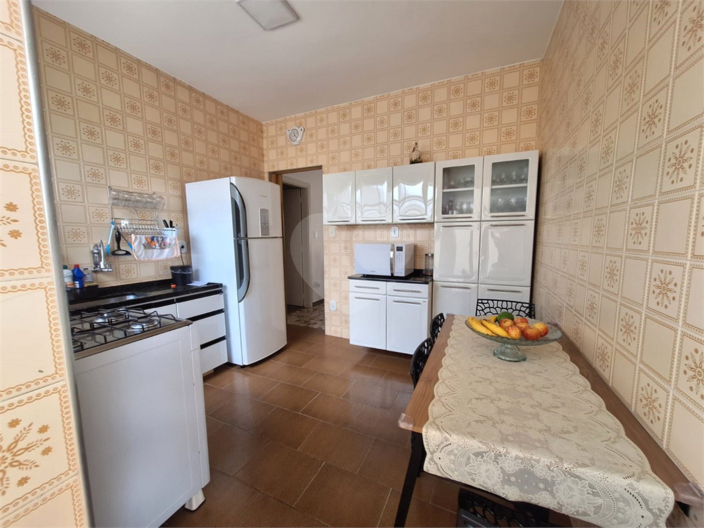 Casa à venda com 2 dormitórios á venda.