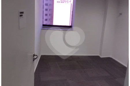 Conjunto comercial para locação na Vila Olímpia 384,81 m², 7 vagas de garagem