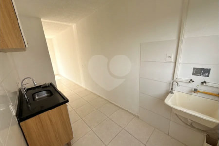Apartamento 2 Quartos no Condomínio Parque Ville | Estrada da Cachamorra