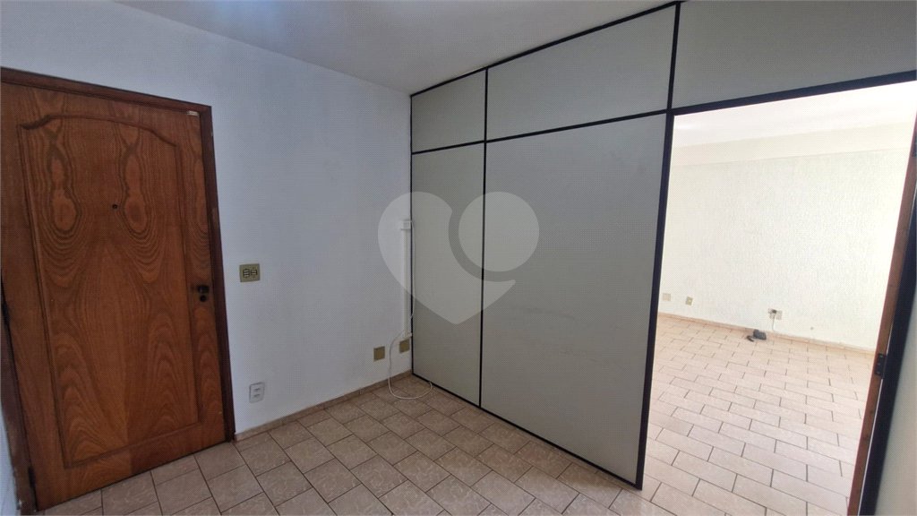 Sala Comercial à Venda no Edifício Luciano Zanollo – São Carlos/SP