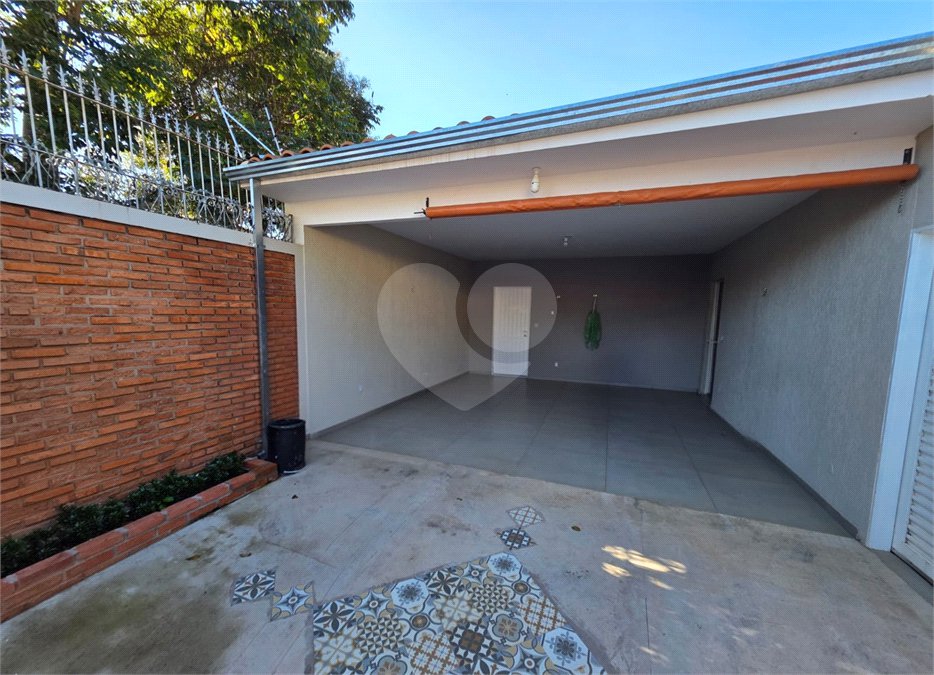 Casa à venda com 3 quartos, sendo 1 suíte,  em Jardim Nova Santa Paula, São Carlos, SP