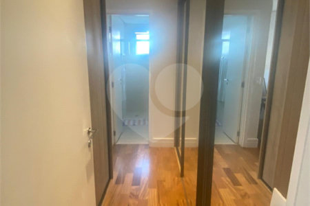 Apartamento à Venda na Mooca com 122 m² sendo 3 Suítes com Varanda Gourmet com 2 Vagas Aceita Permuta