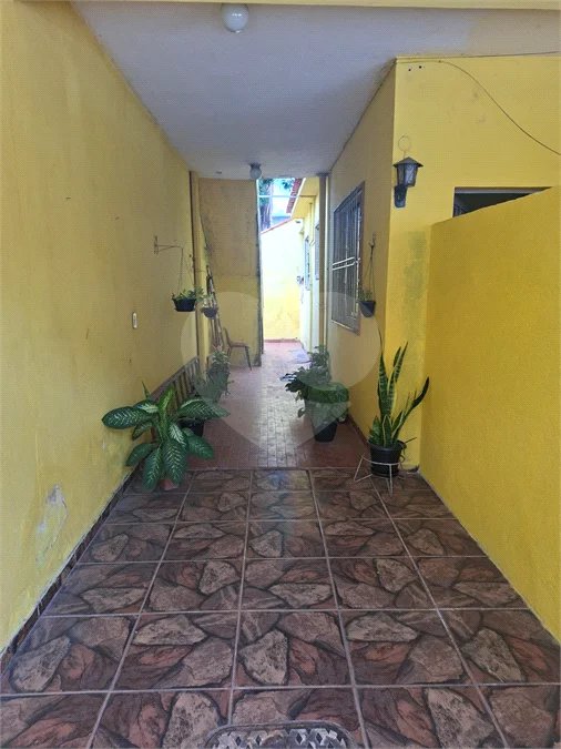 CASA Á VENDA EM SANTÍSSIMO ,ESTRADA DA POSSE ..