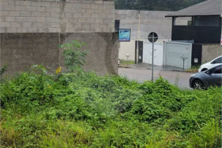 Terreno / Lote a Venda no Residencial Parque dos Pinheiros em Vinhedo/SP