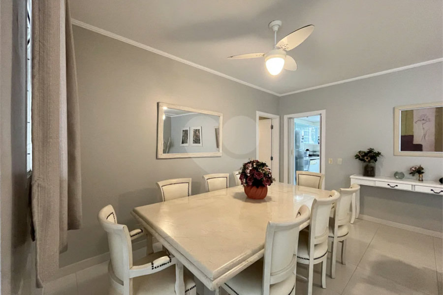 Apartamento à venda com 3 quartos, sendo 1 suíte, em Riviera de São Lourenço, Bertioga, SP
