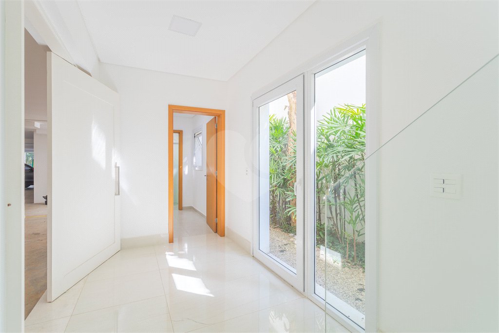 Casa à venda com 4 suítes no condomínio Villagio Quadrifolio, São Paulo - SP